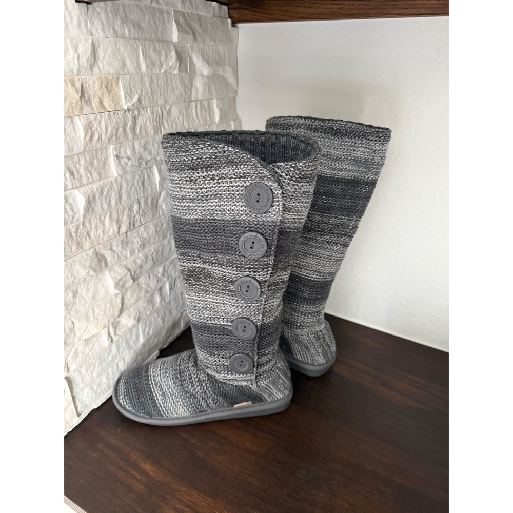 Muk Luks a la mode Grey Knit Button Tall Boots Women 7 Space Dye Shimmer
